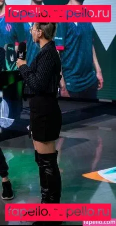 Yinsu Collins Onlyfans Photo Gallery 