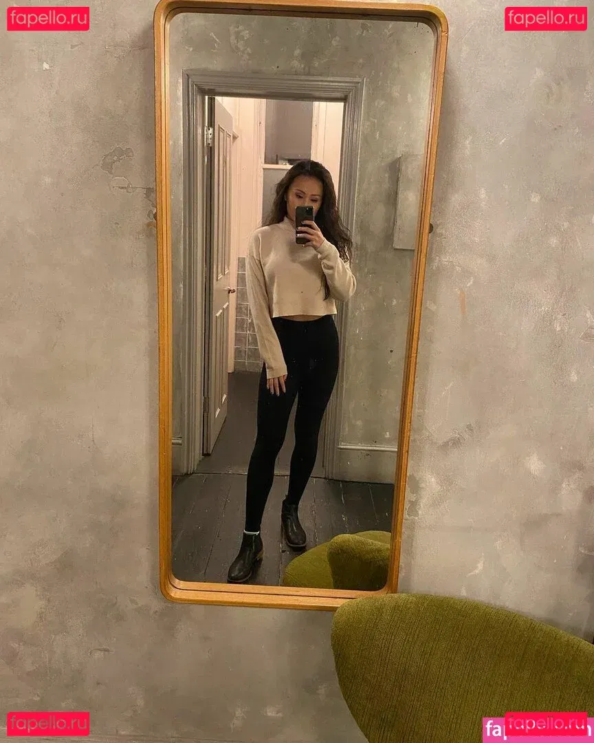 Yinsu Collins Onlyfans Photo Gallery 