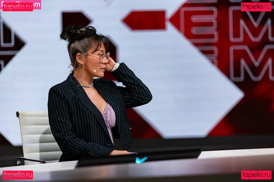 Yinsu Collins Onlyfans Photo Gallery 