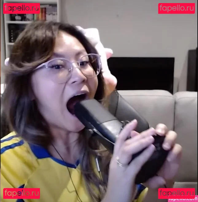 Yinsu Collins Onlyfans Photo Gallery 