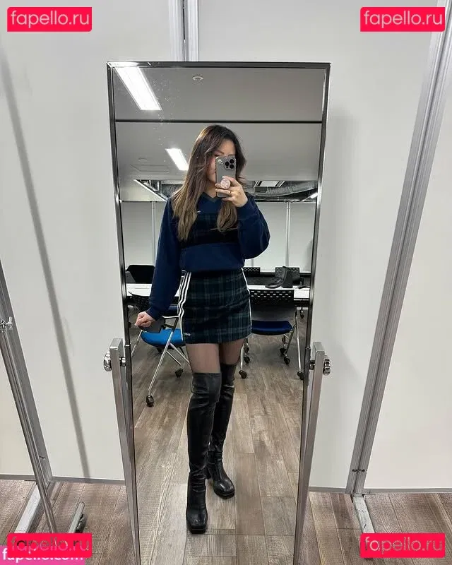 Yinsu Collins Onlyfans Photo Gallery 