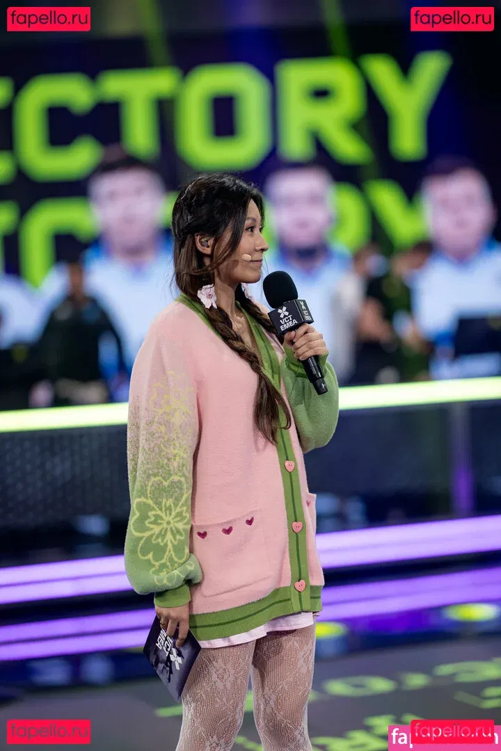 Yinsu Collins Onlyfans Photo Gallery 