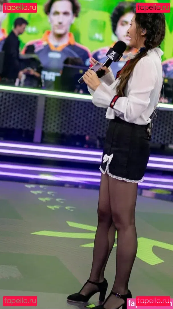 Yinsu Collins Onlyfans Photo Gallery 