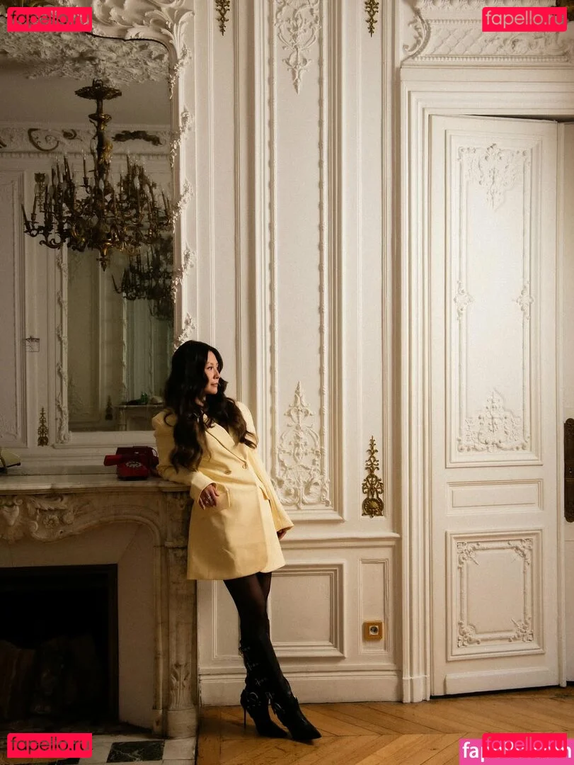 Yinsu Collins Onlyfans Photo Gallery 