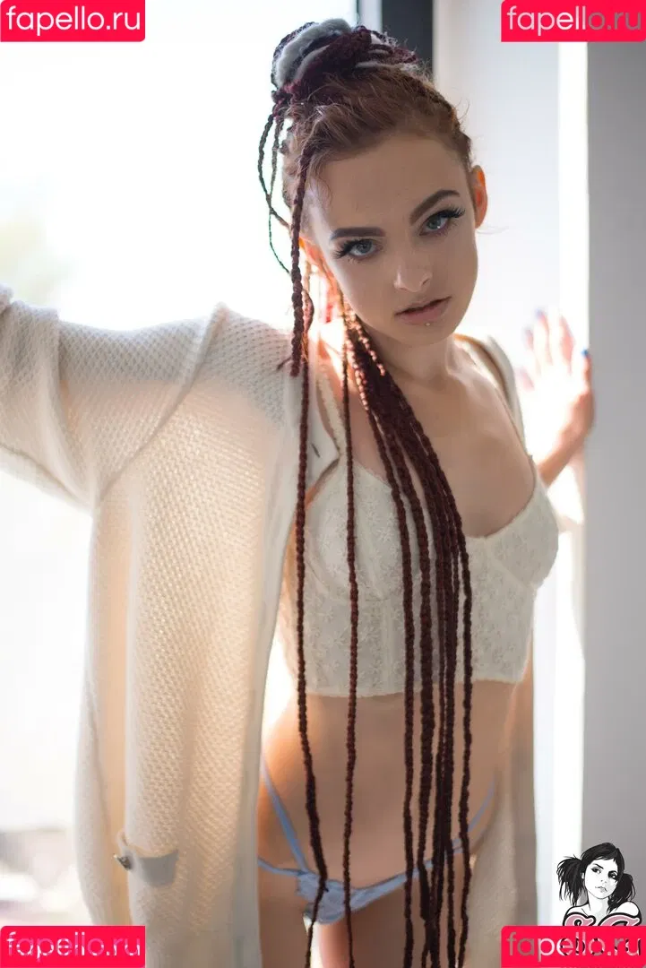 Sophiestonem Onlyfans Photo Gallery 