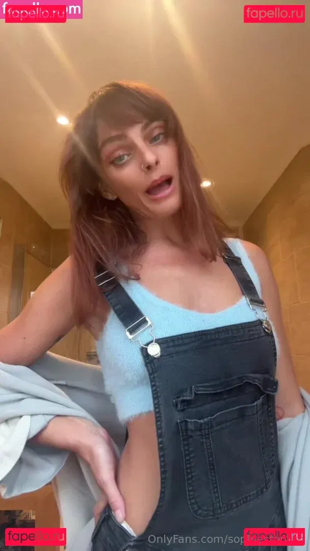 Sophiestonem Onlyfans Photo Gallery 