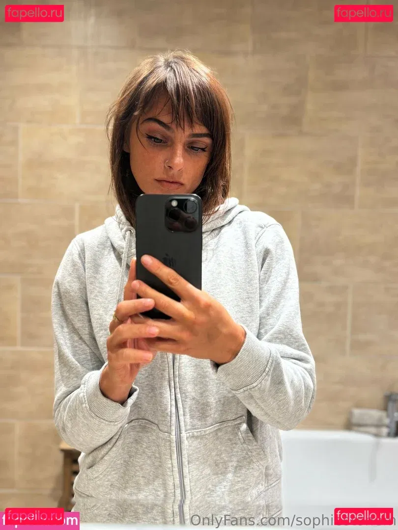 Sophiestonem Onlyfans Photo Gallery 