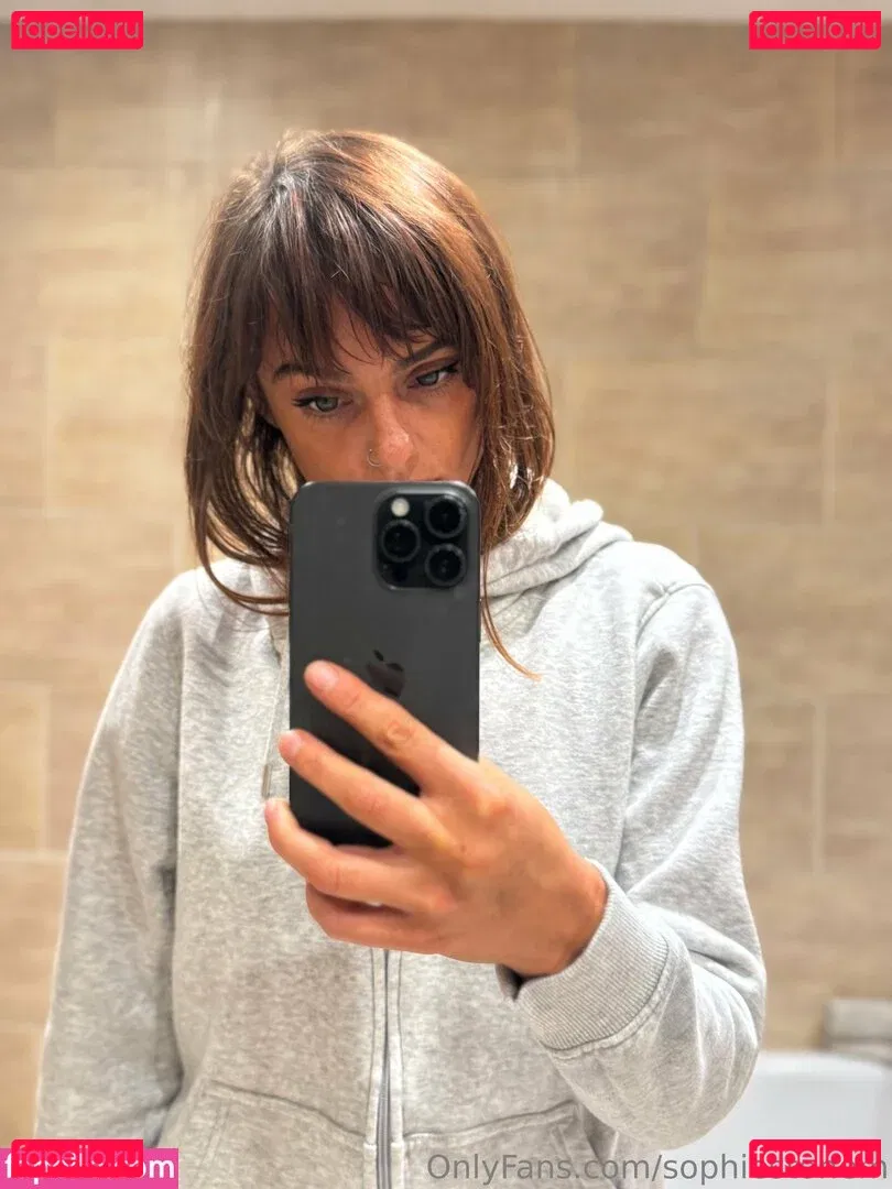Sophiestonem Onlyfans Photo Gallery 