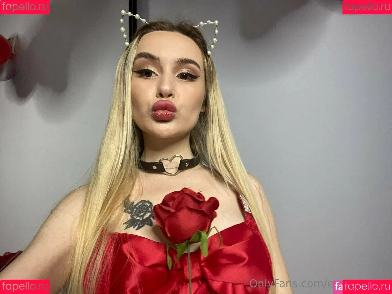 monikastray Onlyfans Photo Gallery 