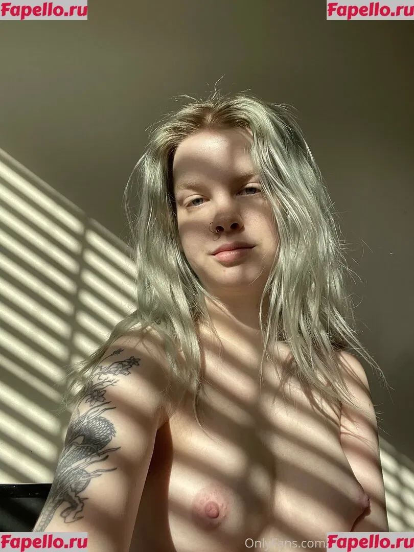Thesilvermoon Onlyfans Photo Gallery 