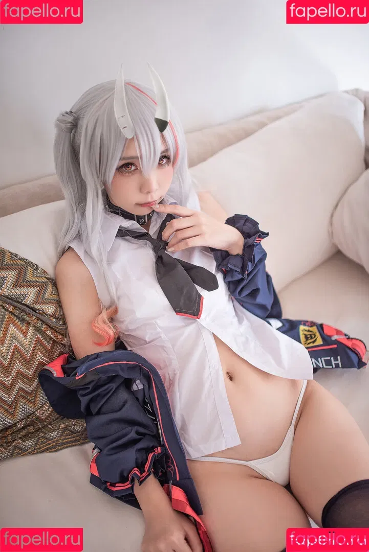 Murasaki Onlyfans Photo Gallery 