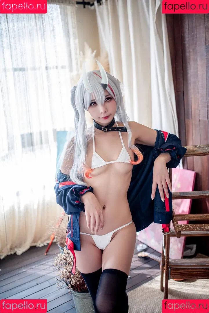 Murasaki Onlyfans Photo Gallery 
