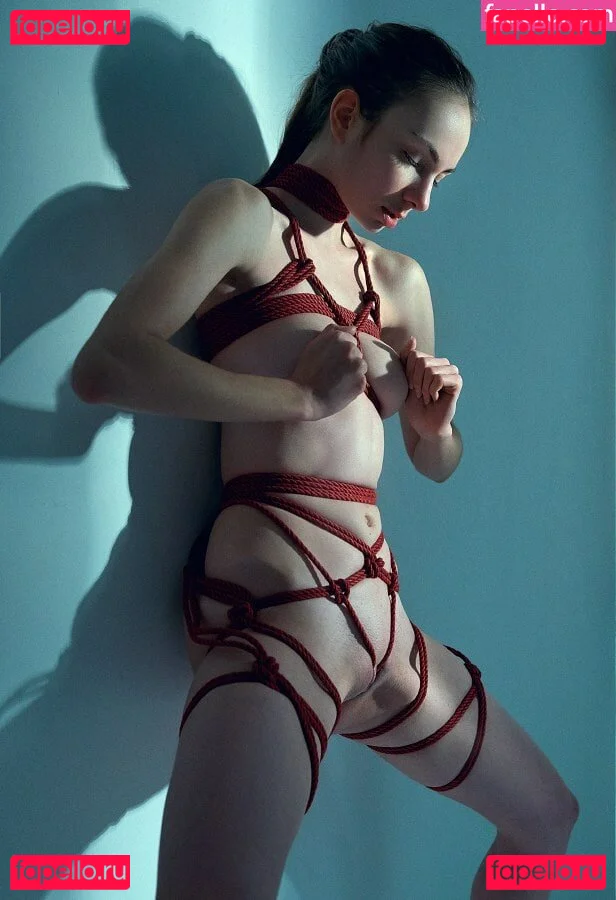 Murasaki Onlyfans Photo Gallery 