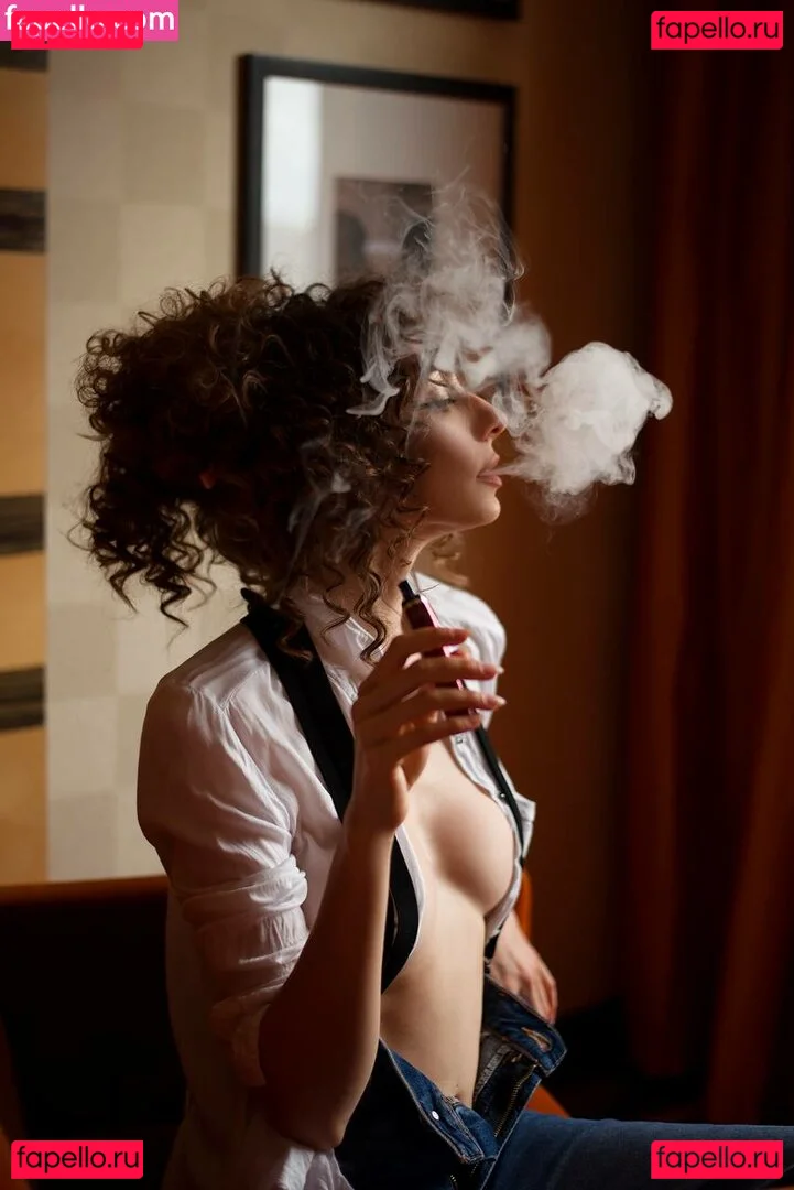 Murasaki Onlyfans Photo Gallery 