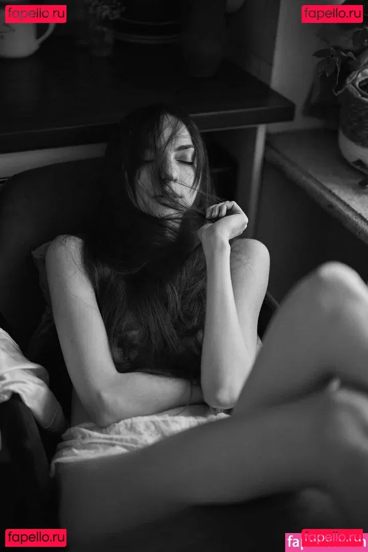 Murasaki Onlyfans Photo Gallery 