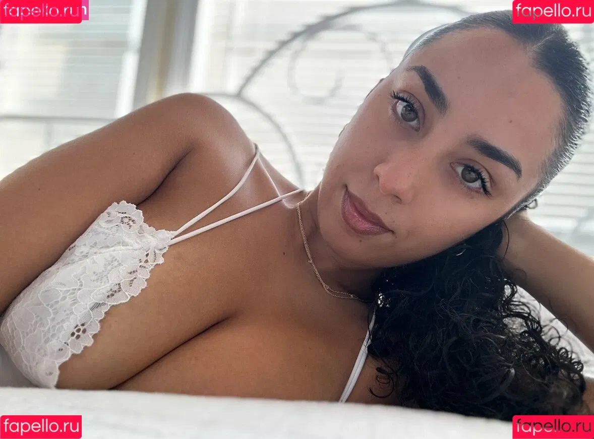 Briggitte Onlyfans Photo Gallery 