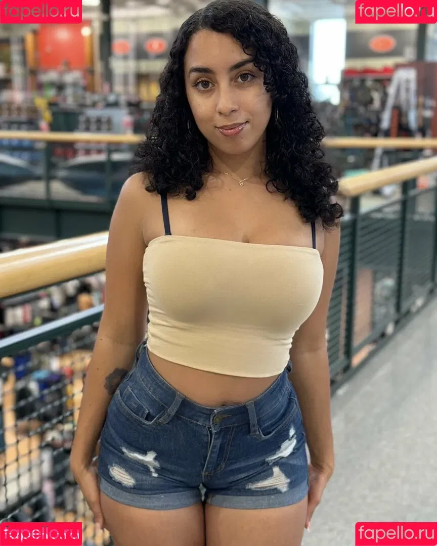 Briggitte Onlyfans Photo Gallery 