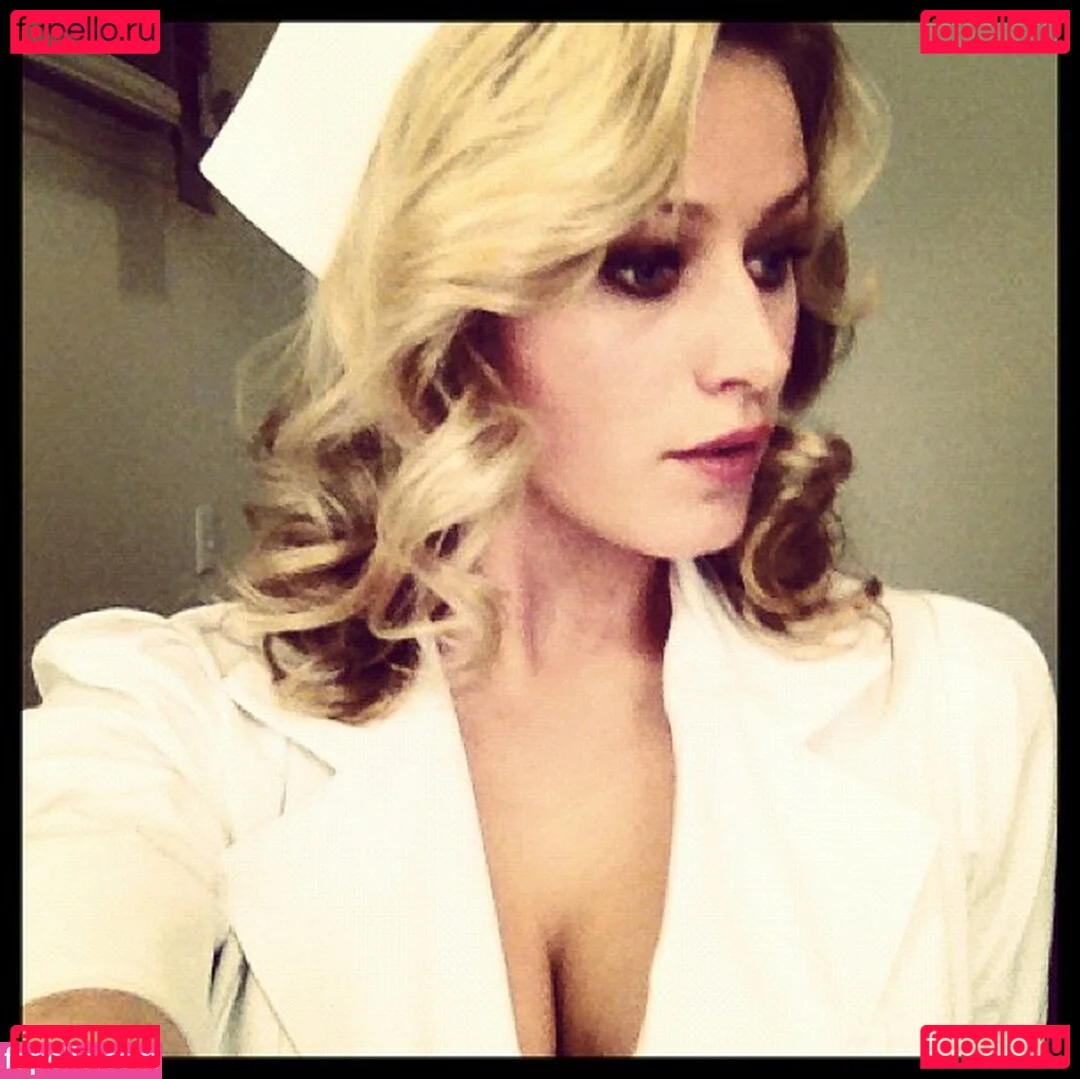 Olivia Taylor Dudley Onlyfans Photo Gallery 