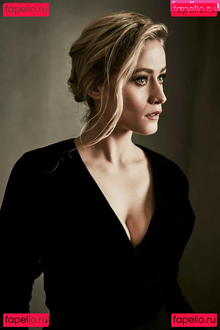 Olivia Taylor Dudley Onlyfans Photo Gallery 
