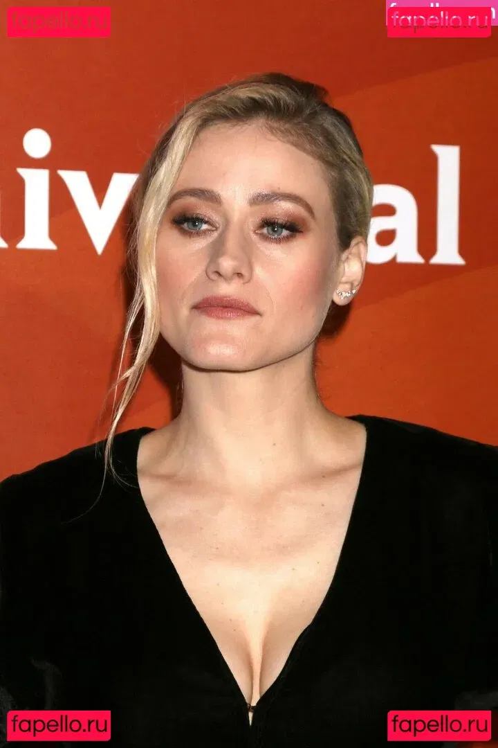 Olivia Taylor Dudley Onlyfans Photo Gallery 