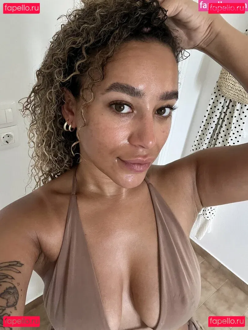 cydneythelight Onlyfans Photo Gallery 