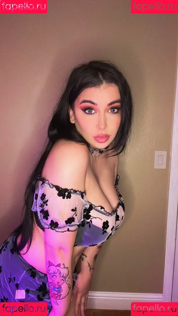 Gekgemu Onlyfans Photo Gallery 