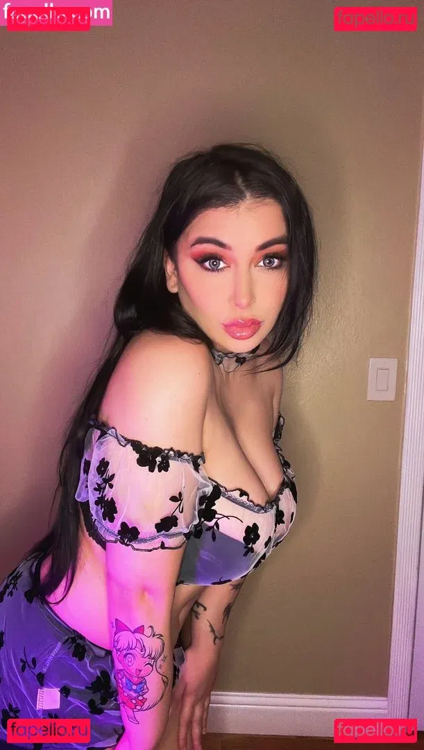 Gekgemu Onlyfans Photo Gallery 