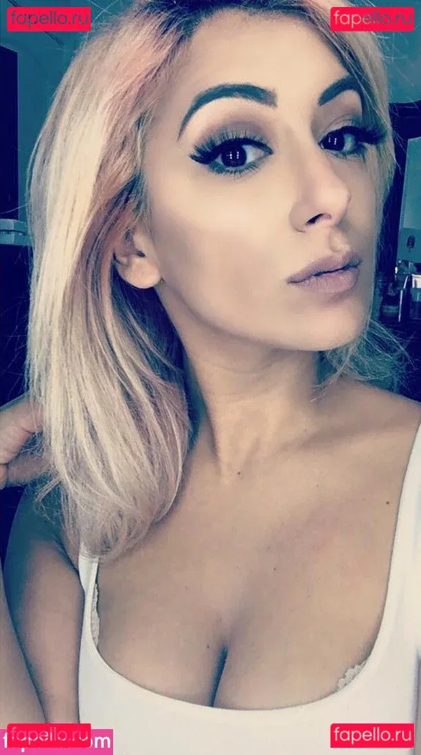 Gekgemu Onlyfans Photo Gallery 