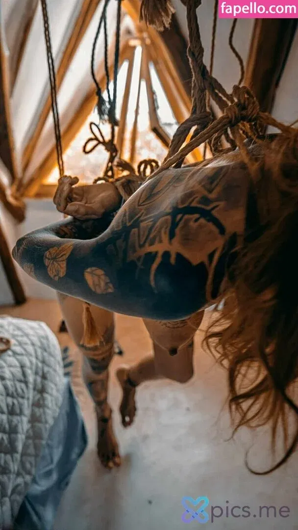 Trinity Eclectic Onlyfans Photo Gallery 