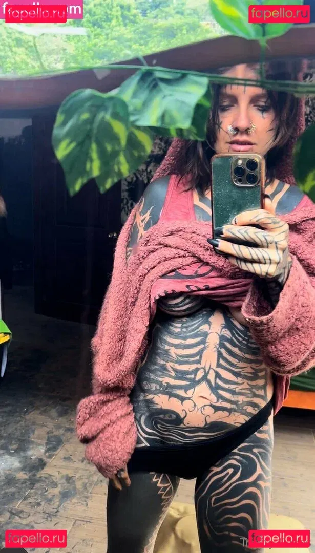 Trinity Eclectic Onlyfans Photo Gallery 