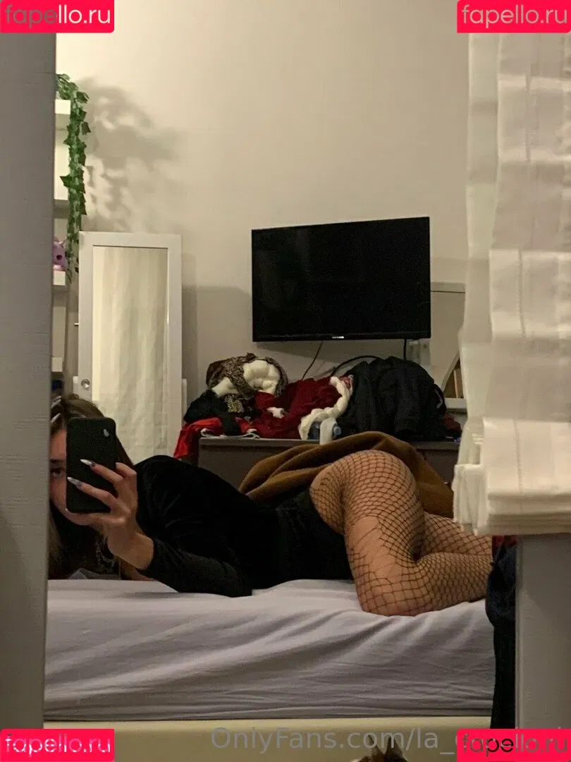 la_crocioni Onlyfans Photo Gallery 