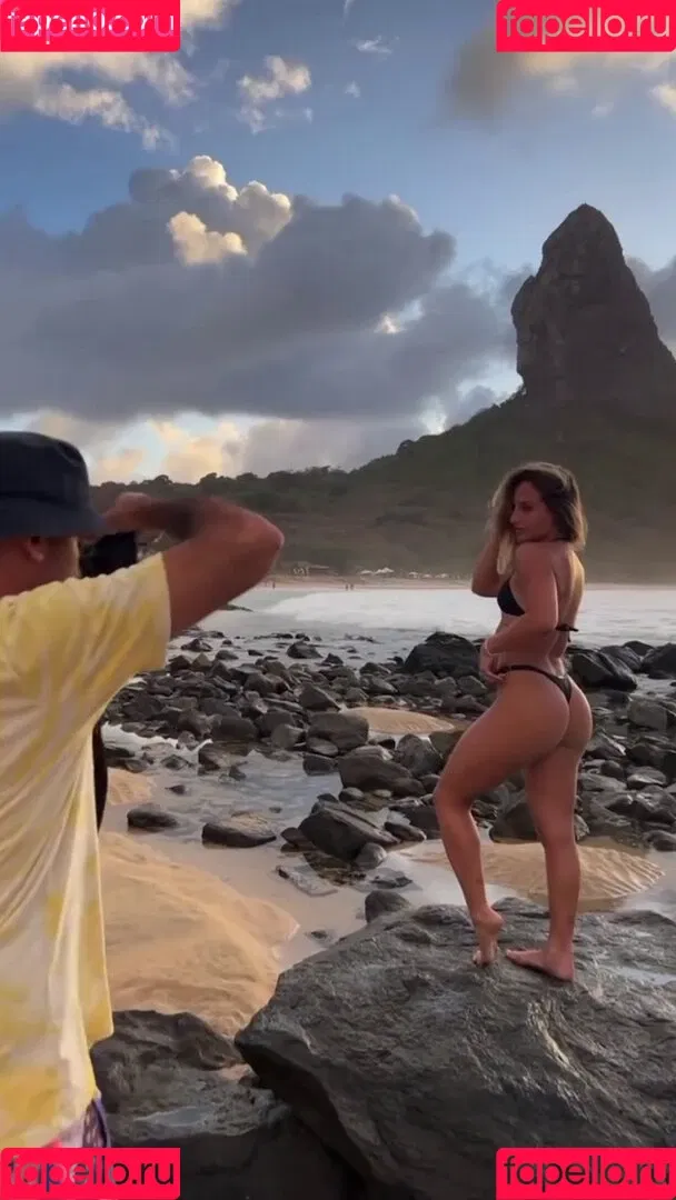 Bruna Griphao Onlyfans Photo Gallery 