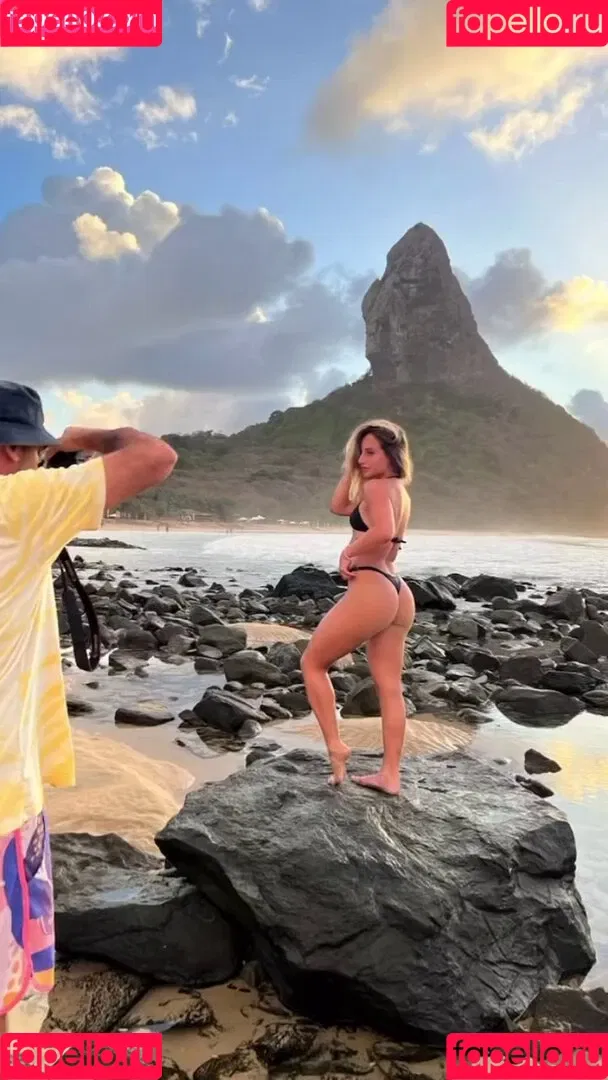 Bruna Griphao Onlyfans Photo Gallery 
