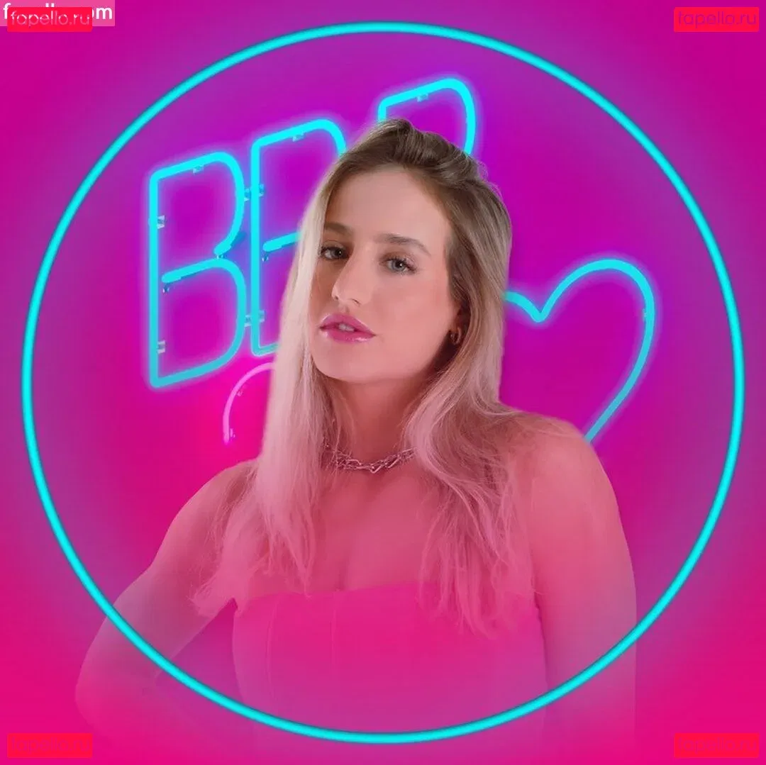 Bruna Griphao Onlyfans Photo Gallery 