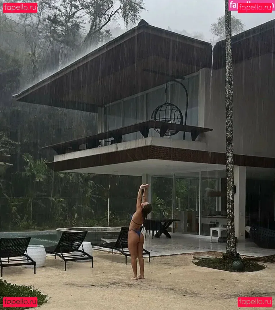 Bruna Griphao Onlyfans Photo Gallery 