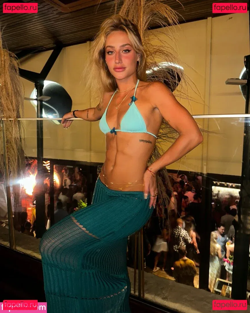 Bruna Griphao Onlyfans Photo Gallery 