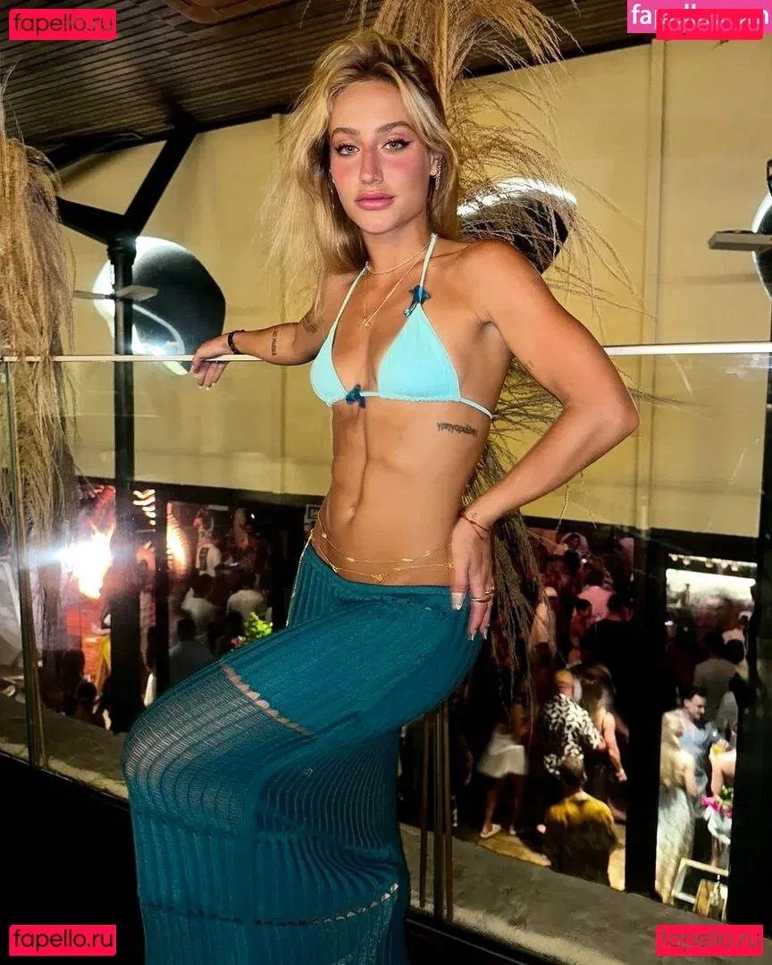 Bruna Griphao Onlyfans Photo Gallery 