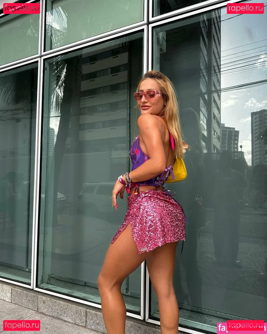 Bruna Griphao Onlyfans Photo Gallery 