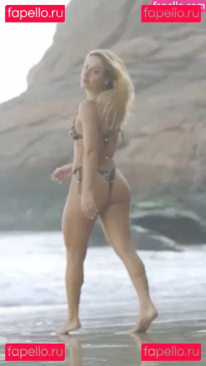 Bruna Griphao Onlyfans Photo Gallery 