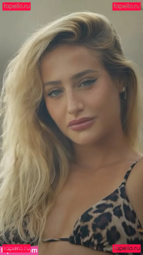 Bruna Griphao Onlyfans Photo Gallery 