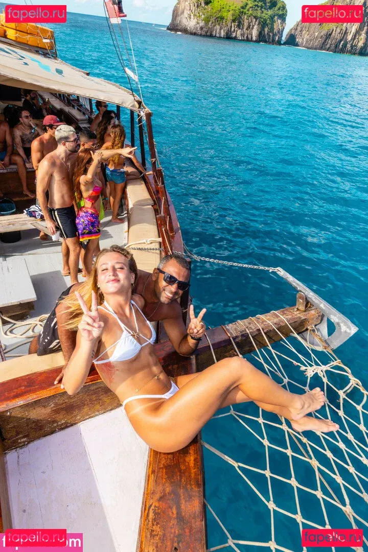 Bruna Griphao Onlyfans Photo Gallery 