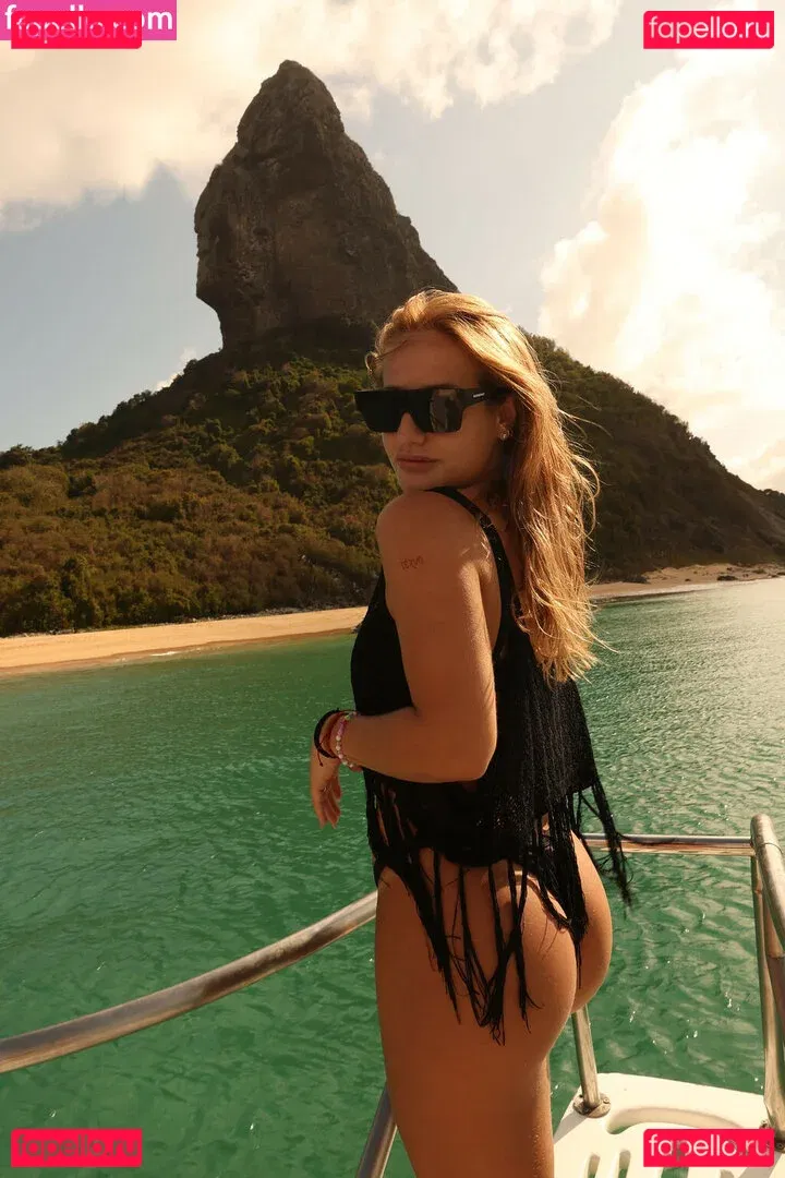 Bruna Griphao Onlyfans Photo Gallery 