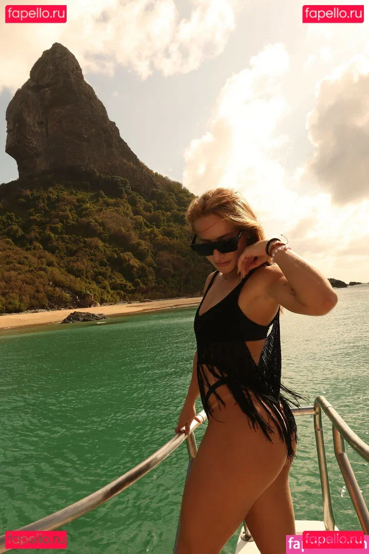 Bruna Griphao Onlyfans Photo Gallery 