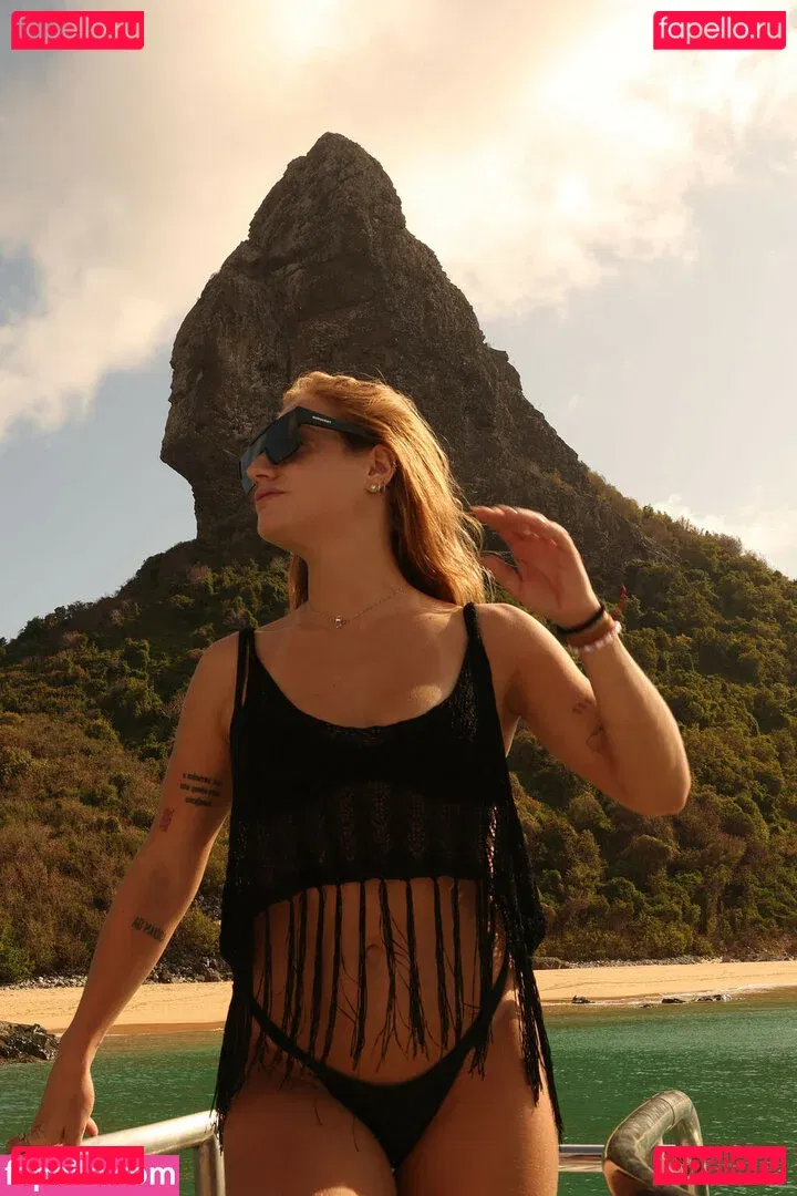 Bruna Griphao Onlyfans Photo Gallery 