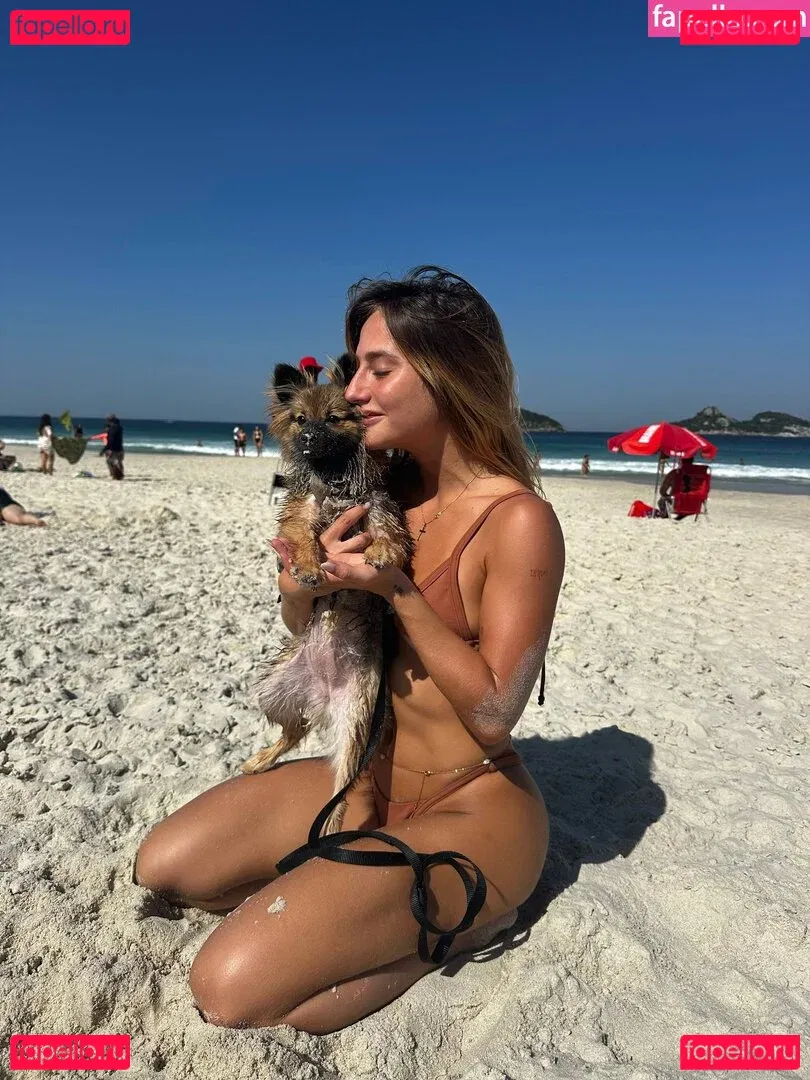 Bruna Griphao Onlyfans Photo Gallery 