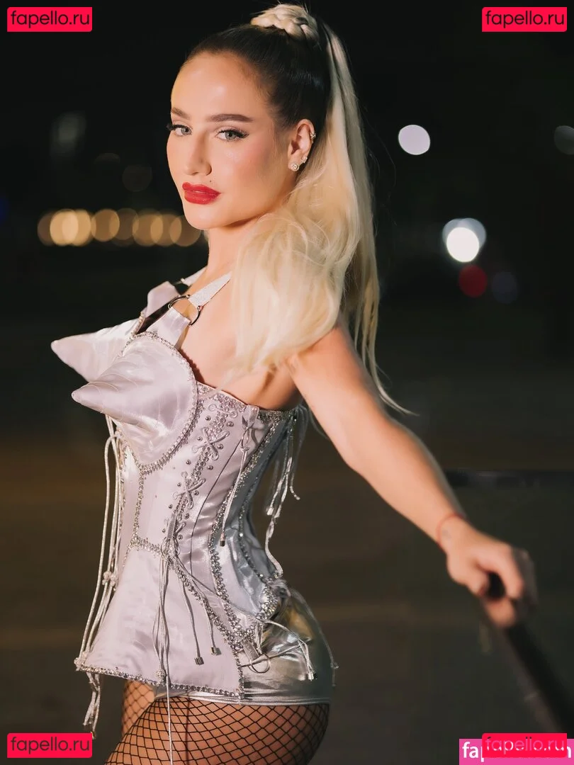 Bruna Griphao Onlyfans Photo Gallery 