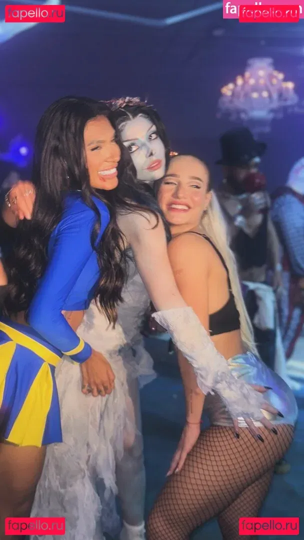 Bruna Griphao Onlyfans Photo Gallery 