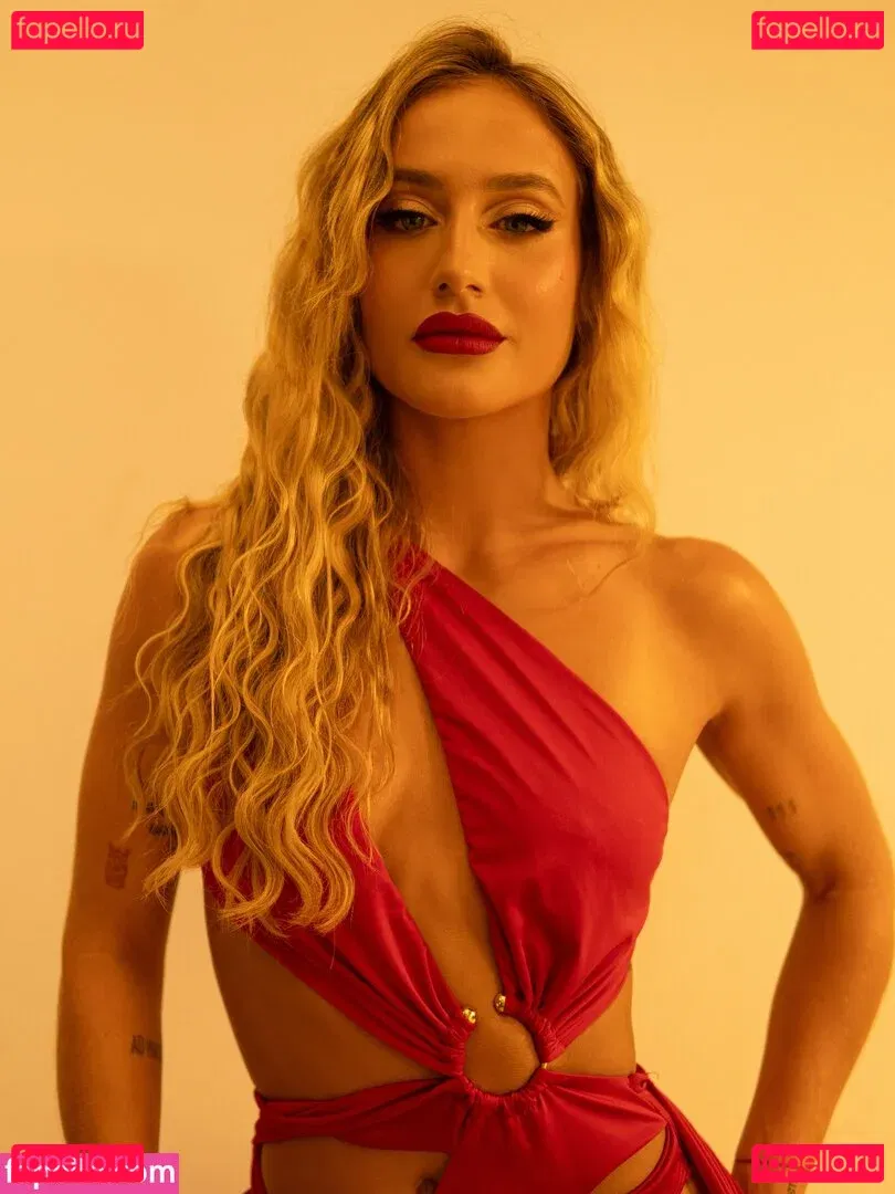 Bruna Griphao Onlyfans Photo Gallery 