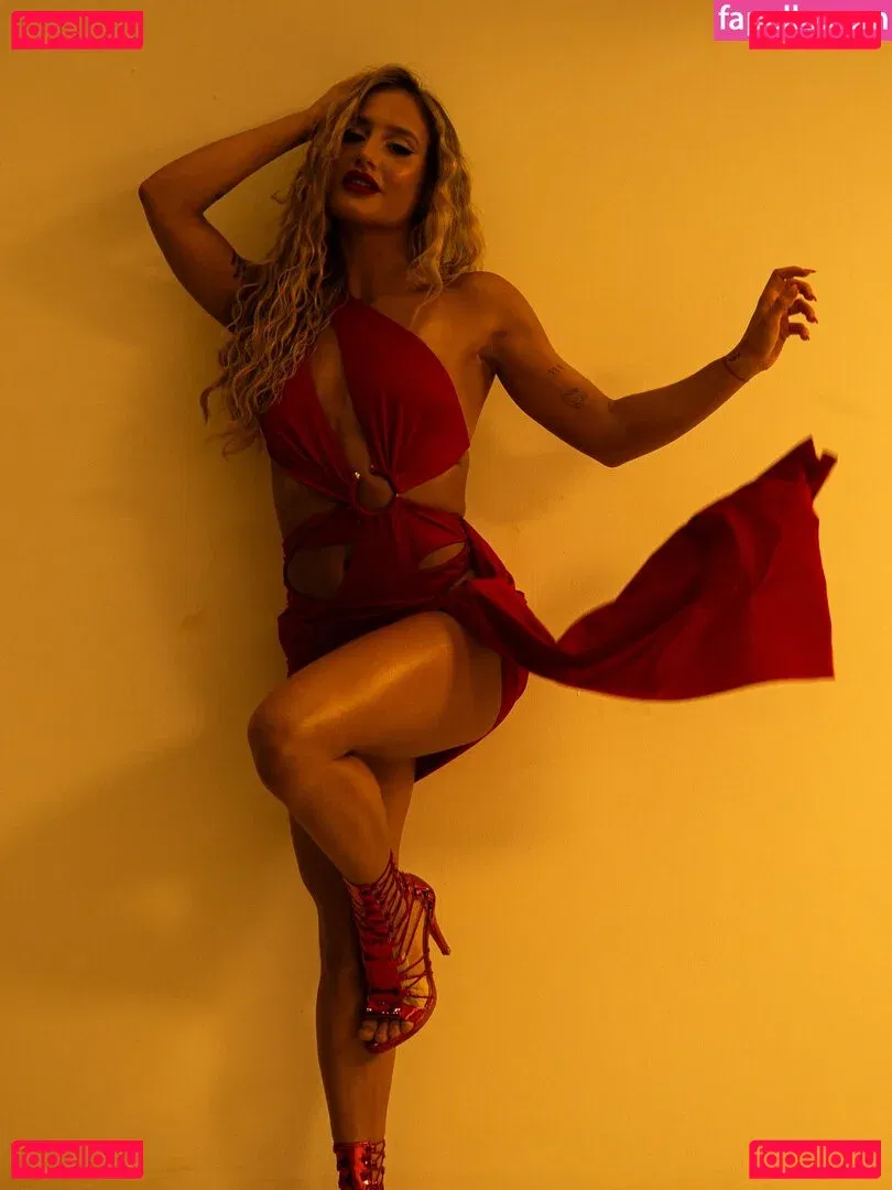 Bruna Griphao Onlyfans Photo Gallery 