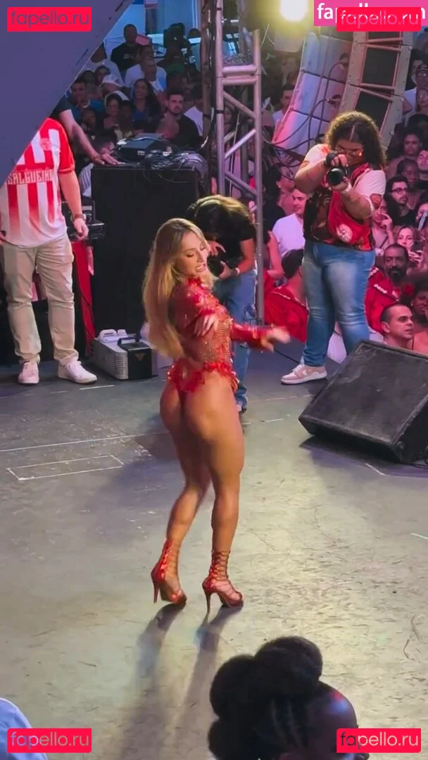 Bruna Griphao Onlyfans Photo Gallery 